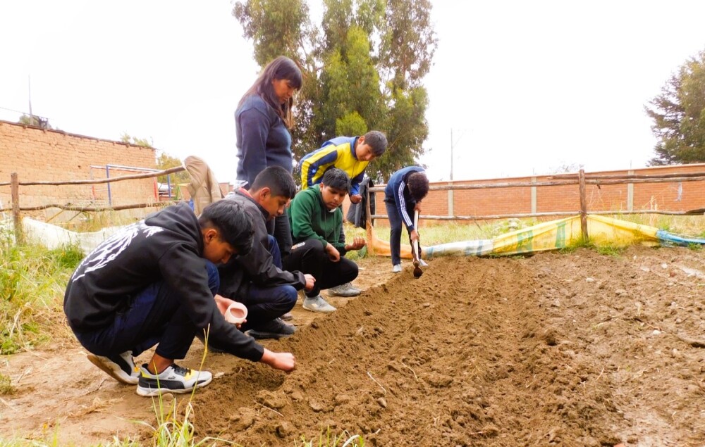 Huerto Escolar Copacabana.jpg